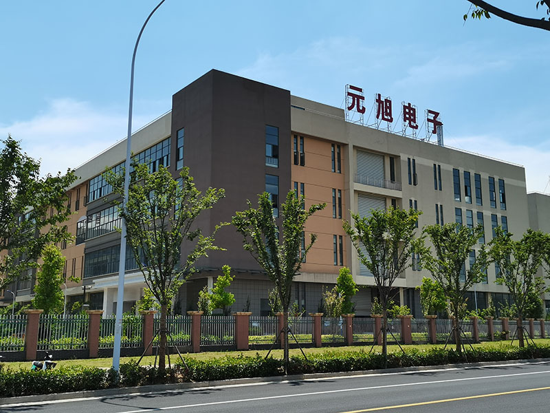 南京萨特科技旗下全资子公司安徽元旭采购我司一台八温区茄子黄色视频下载用于贴片保险丝，贴片电阻测试SMT焊接缺陷
